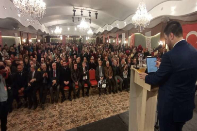 Dua edeceğiz diye girdikleri evde soygun yaptılar