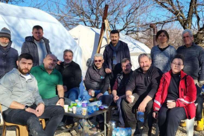 İYİ Parti Bursa'dan erzak seferberliği... 1.500 koli bizzat dağıtıldı