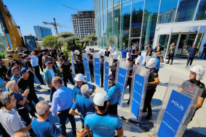 Kaçak plazanın yıkımına engel