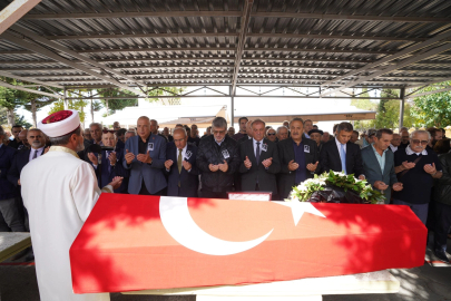 CHP’nin emektar ismi Bülent Hasan Tanla son yolculuğuna uğurlandı
