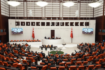 Irak ve Suriye'ye asker gönderme yetkisi 3 yıl uzatıldı