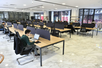 “ÜNİVERSİTE ANKARA’DA OKUNUR”