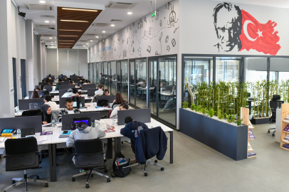 6’NCI GENÇ AKADEMİ BAŞKENTLİLERİN HİZMETİNE AÇILDI