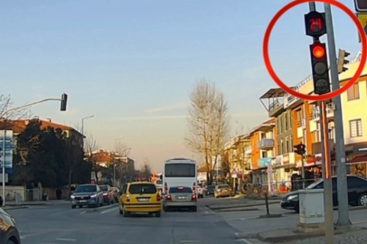 Düzce'de kırmızı ışık ihlali tepki çekti