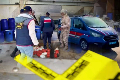 İzmir’de dev uyuşturucu darbesi! 5,5 milyon haplık hammadde ele geçirildi