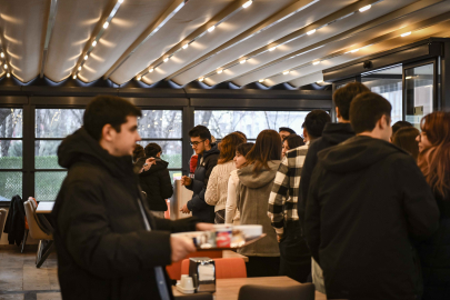 ÖĞRENCİLER, İFTAR VE SAHURDA ABB’NİN GENÇLİK SOFRALARINDA BULUŞUYOR