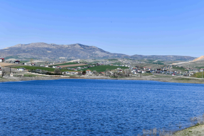 KURUMA RİSKİ ALTINDAKİ ‘KIZILCA GÖLETİ’ YENİDEN SUYA KAVUŞTU