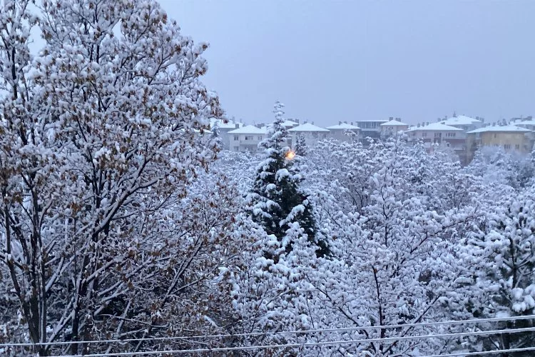 Ankara Ağardı Kar’dan