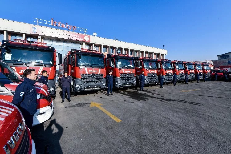 Ankara İtfaiyesi araç filosunu güçlendiriyor