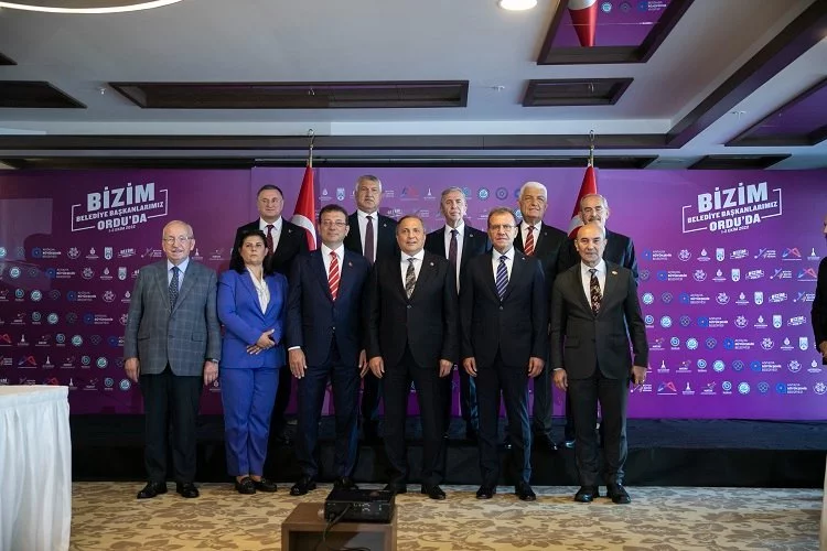 CHP'li başkanlar Hatay'da toplandı