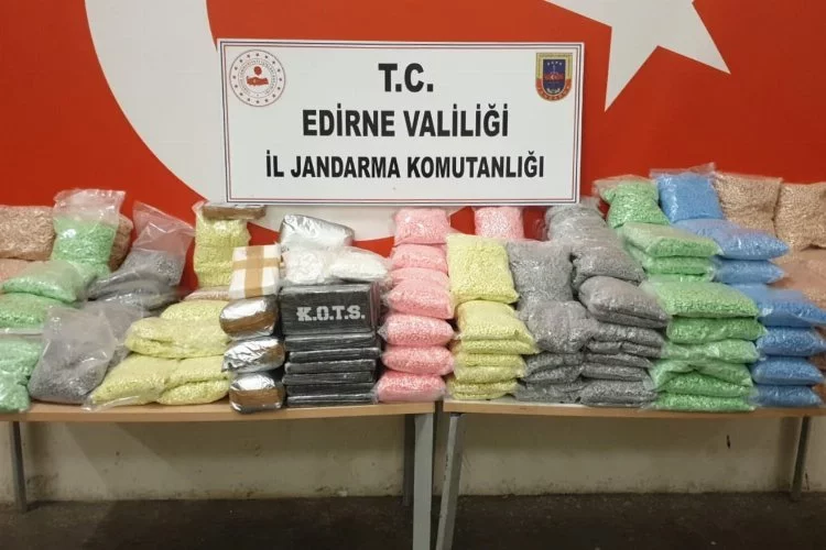 Edirne'de kilolarca uyuşturucuya el kondu