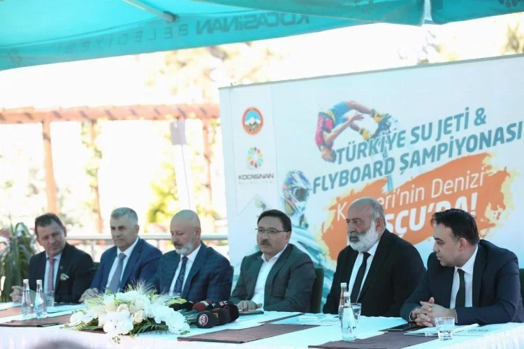 Kayseri Kocasinan'da Flyboard heyecanı