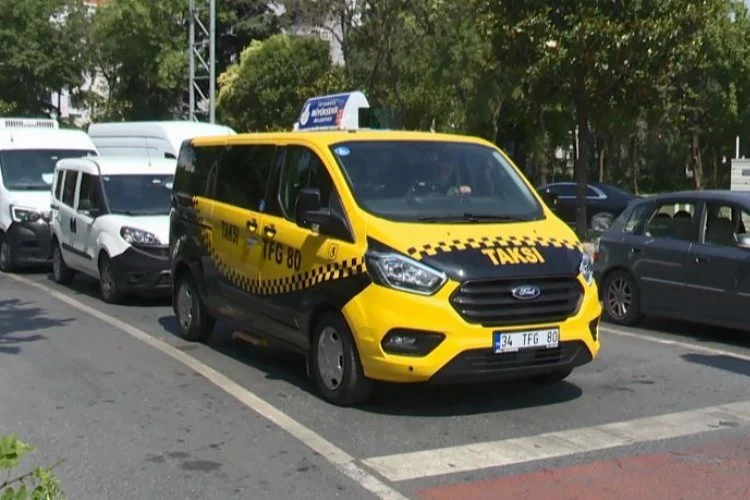 Yeni taksiler İstanbul sokaklarında